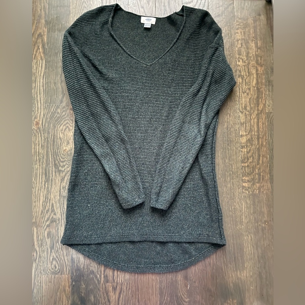 Old Navy V-Neck Ribbed Sweater